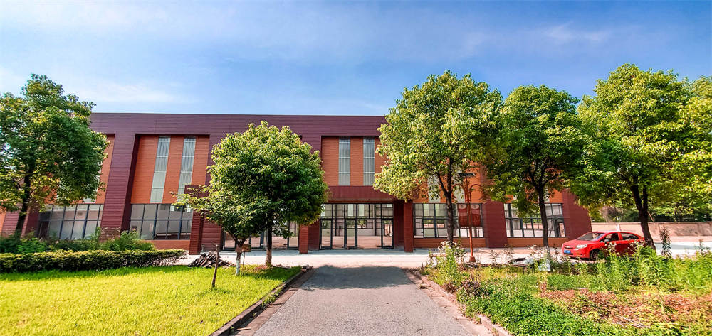 石莊風雨操場項目   板材型號：SGW17-06，SGW32-07